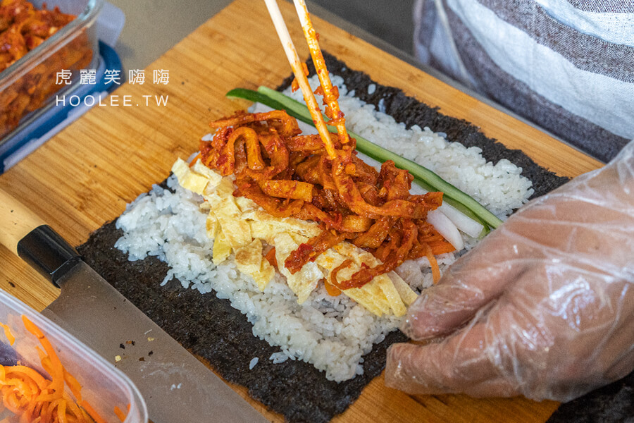 飯捲男子高雄韓式飯捲推薦韓式料理釜山魚板70元 虎麗笑嗨嗨